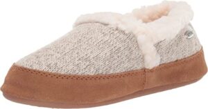 acorn fuzzy slipper